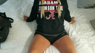 Metus flava uxor equitat gallus