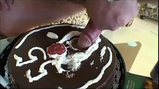 Kukomaa mtu anataka kutomba kijana Vol. 17