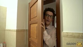 DADDY4K. Testen Modern Manieren