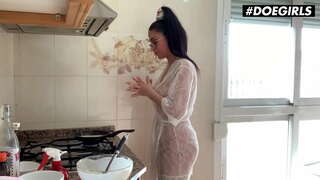 DOEGIRLS - #Florane Russell #Cherry Kiss - Seksikäs MILF Pornotähti Aikana Lockdown - Kuumin Versio!